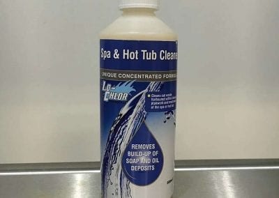 Hot Tub Cleaner