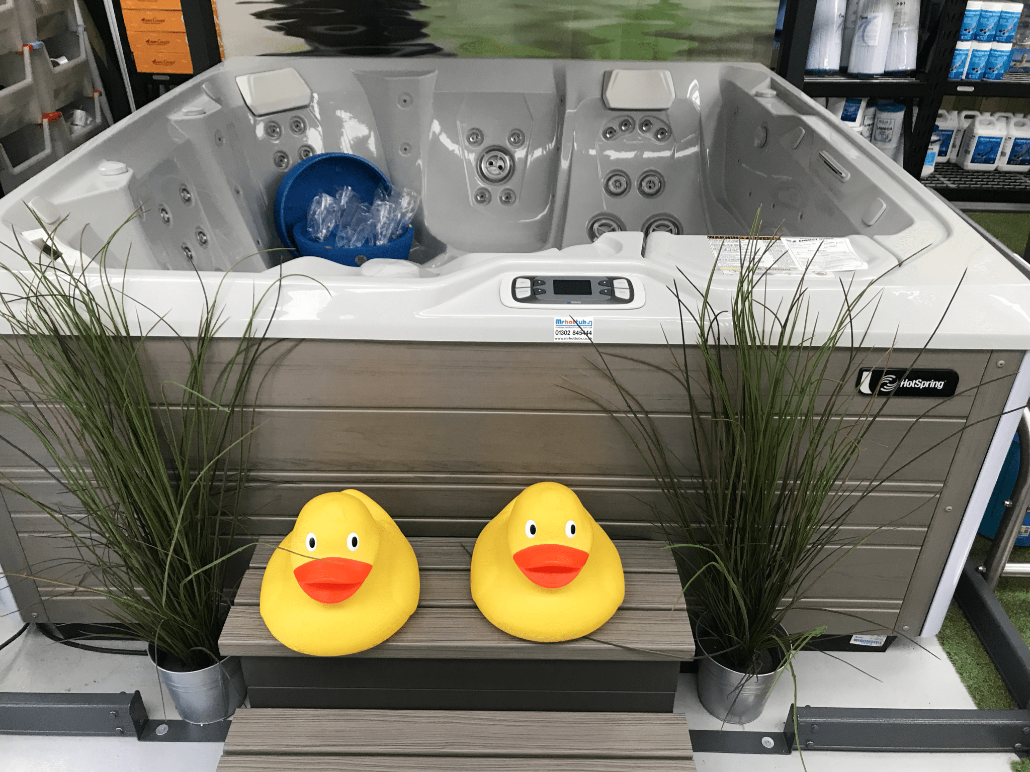 January sale &ndash; Mr Hot Tubs